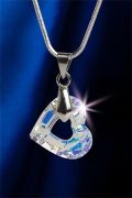  Nyaklnc, szv formj, fehr sznjtszs SWAROVSKI kristllyal, 17 mm, ART CRYSTELLA